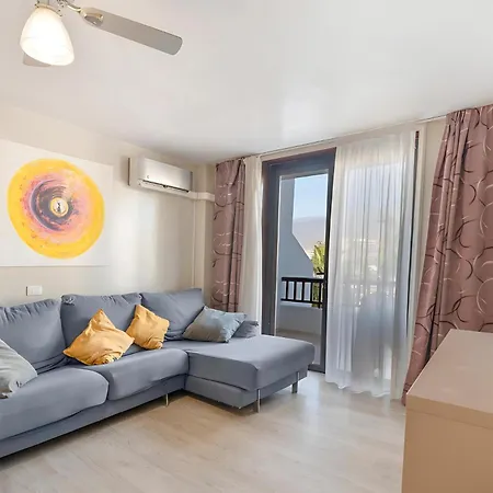 En Tenerife Sur, Parque Santiago 2 Apartment *