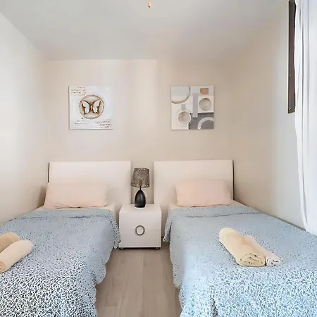 Apartment En Tenerife Sur, Parque Santiago 2 *